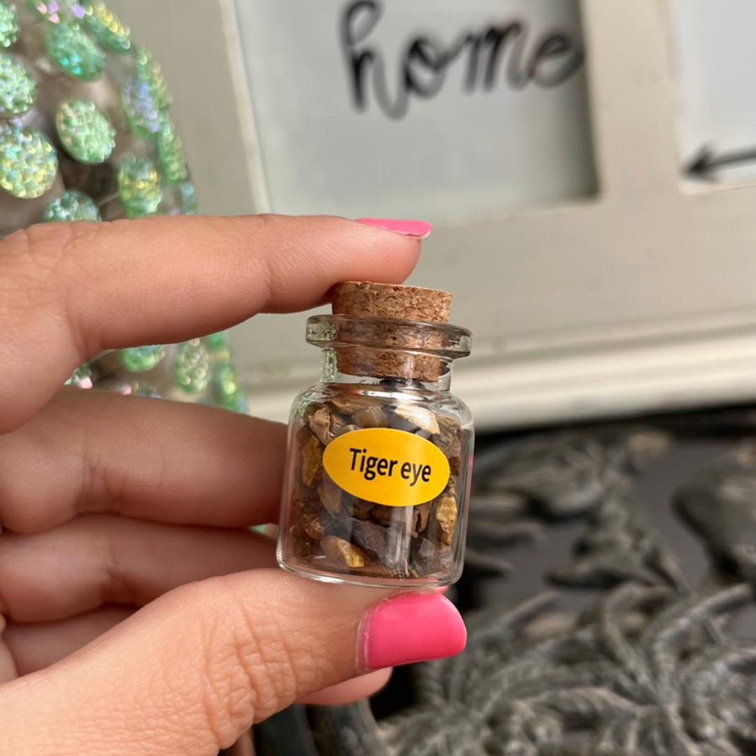 Frasco con Chips de Ojo de Tigre