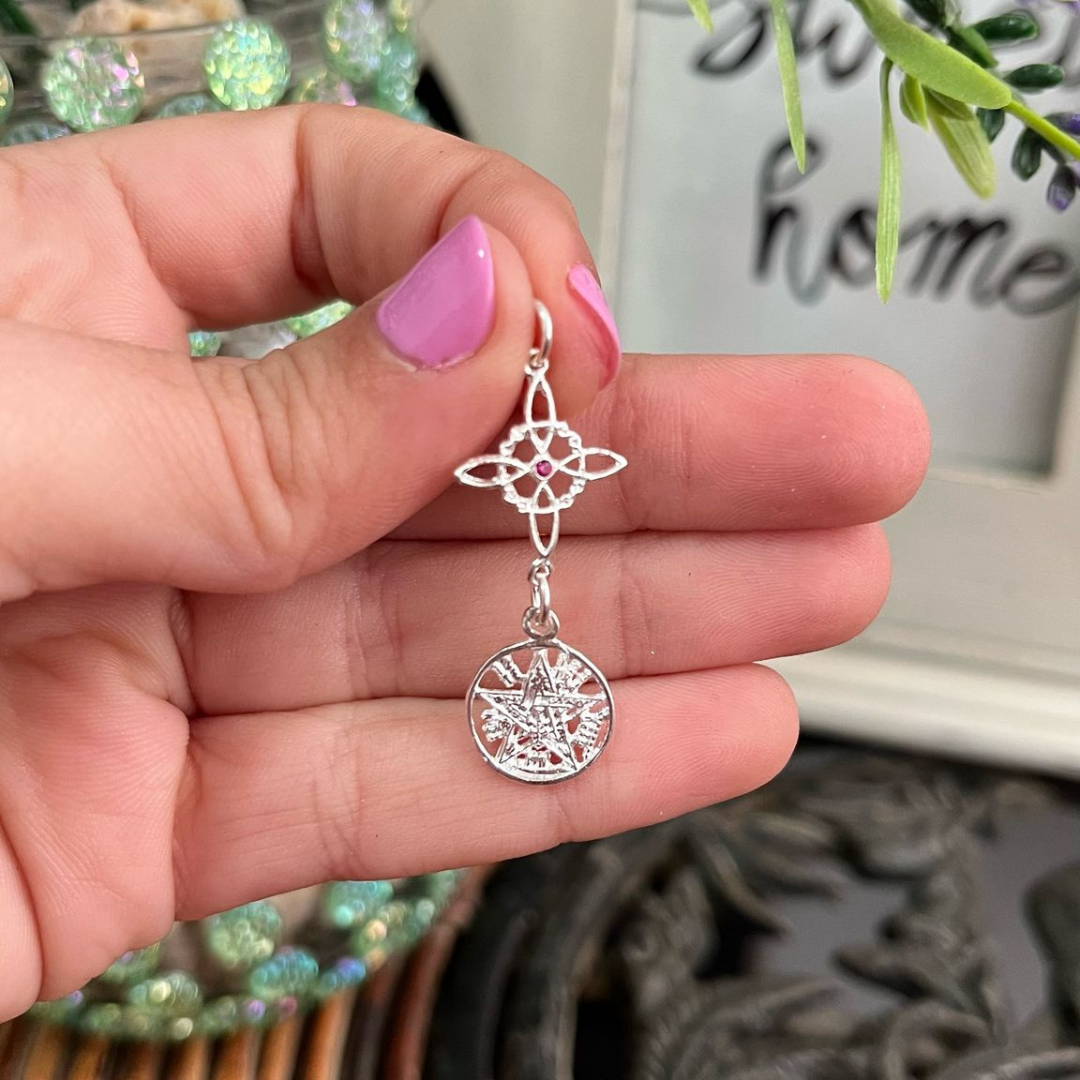 Colgante Doble Protección con Circonita Roja Plata