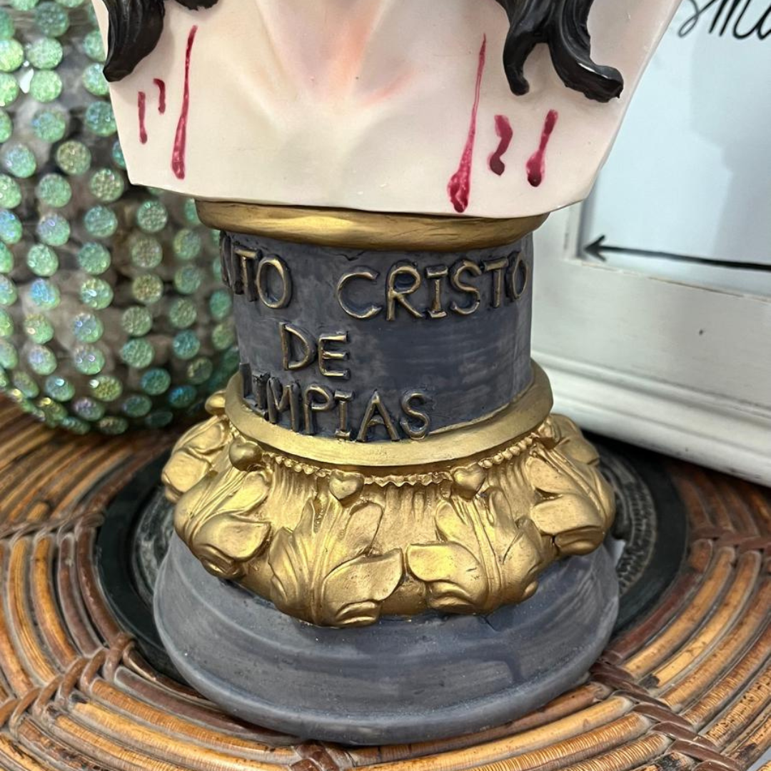 Figura Cristo de Limpias (29cm Alto x 11cm Ancho)