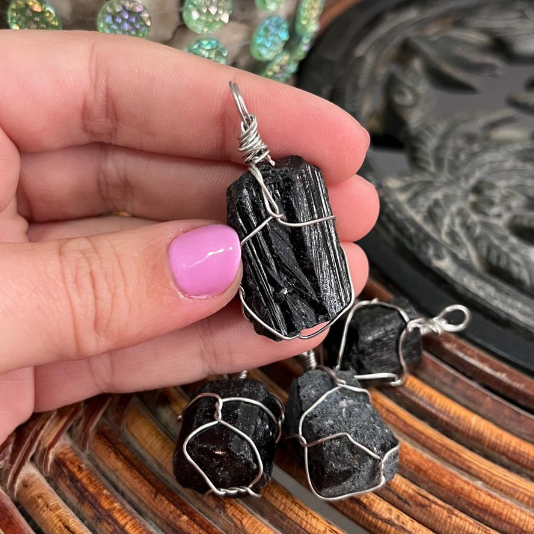 Colgante Turmalina Negra Bruta