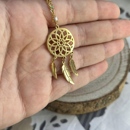 Collar Atrapa Sueños Dorado Acero